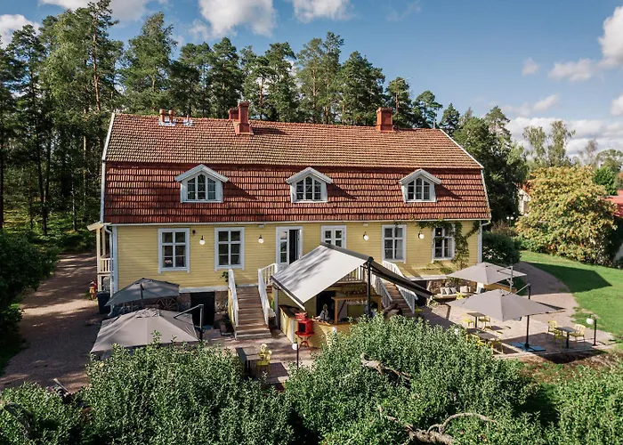 Tammiston נאנטלי